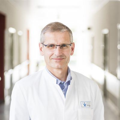 Chefarzt Prof. Dr. med. Sascha Flohé