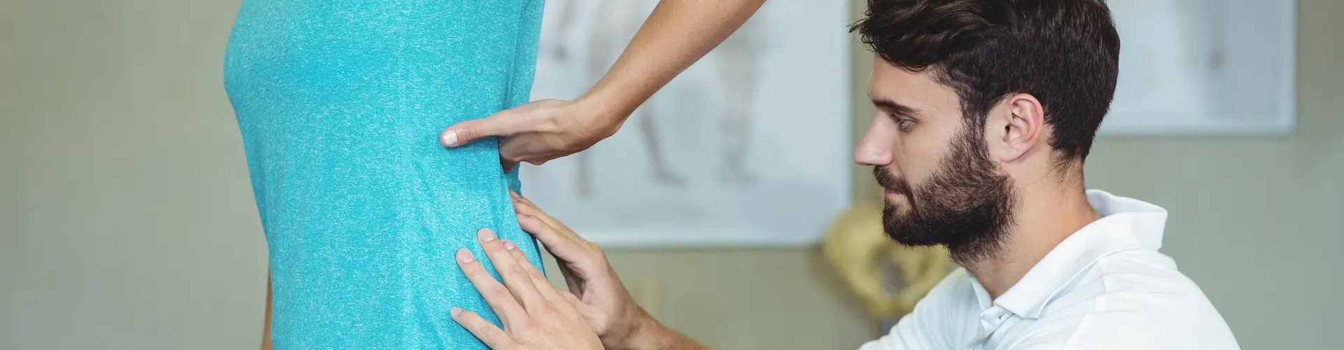 Physiotherapeut mit Patientin
